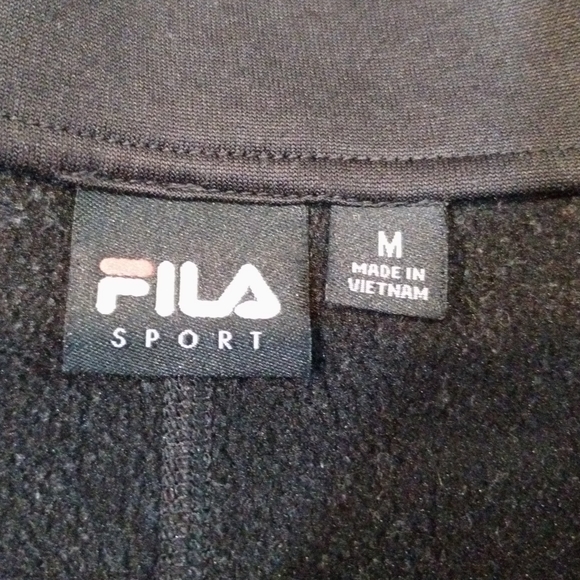 Fila - Picture 3 of 3
